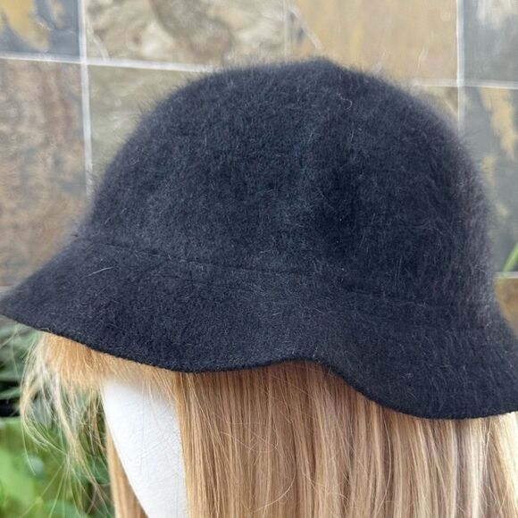 DNY Angora Bucket Hat Black EUC - Picture 4 of 6